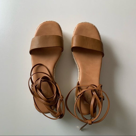 Bleeker & Bond Lace Up Sandals - Picture 3 of 4